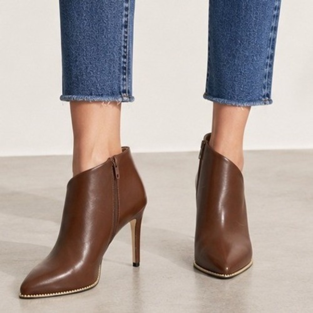Madden Girl Hadix Cognac Brown Pointed Toe Chain Detail Stiletto Booties Size 9M
